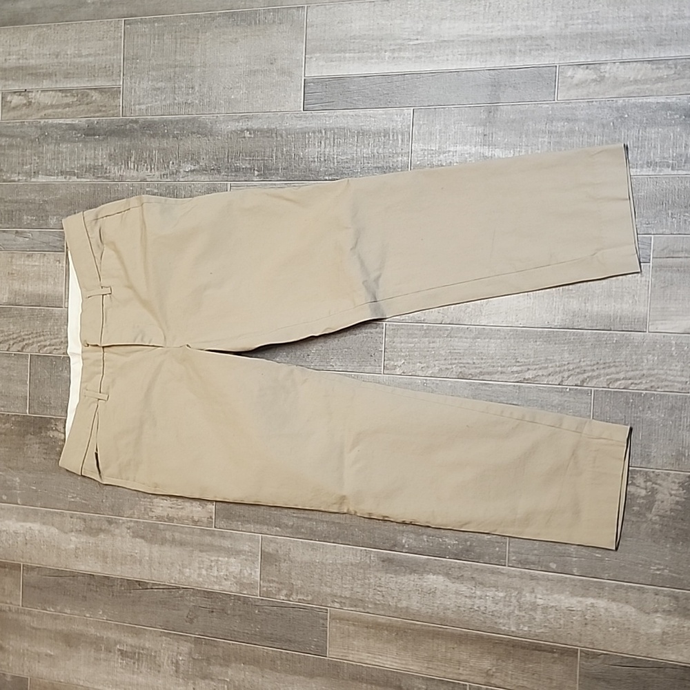 JC Penny brand Kaki womans pants